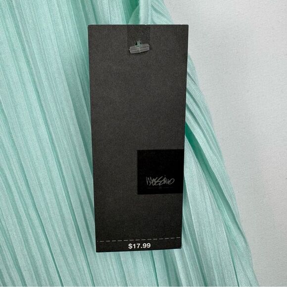 NWT Massimo Sleeveless Peplum top - Picture 4 of 5